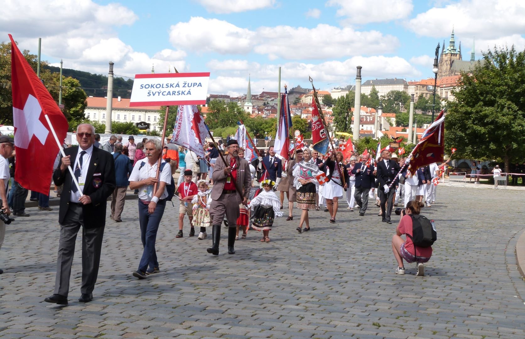 Ve švýcarském Solothurnu před více než 50 lety založili sokolský spolek. Nyní se manželé Jiří a Eva Svobodovi na dálku zapojili do Sokolského běhu pro Ukrajinu